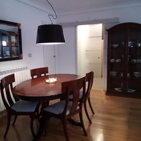 Appartement Terraza, Wifi, A 10 Minutos Del Centro En Bus