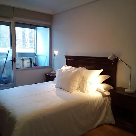 Appartement Terraza, Wifi, A 10 Minutos Del Centro En Bus Saint-Sébastien